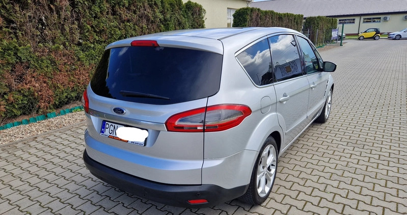 Ford S-Max cena 33900 przebieg: 232000, rok produkcji 2012 z Gniezno małe 232